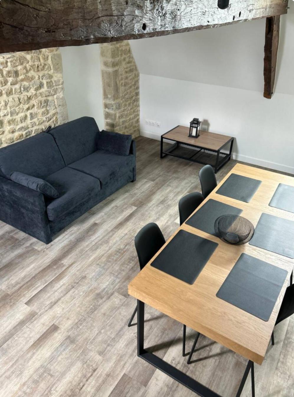 Appartement En Duplex Trevieres 3 Eme Etage Buitenkant foto